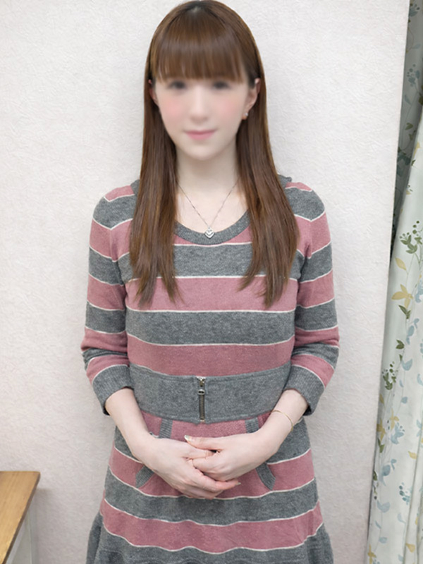 本厚木人妻デリヘル【熟女の風俗最終章 本厚木店】秘書　くろえ